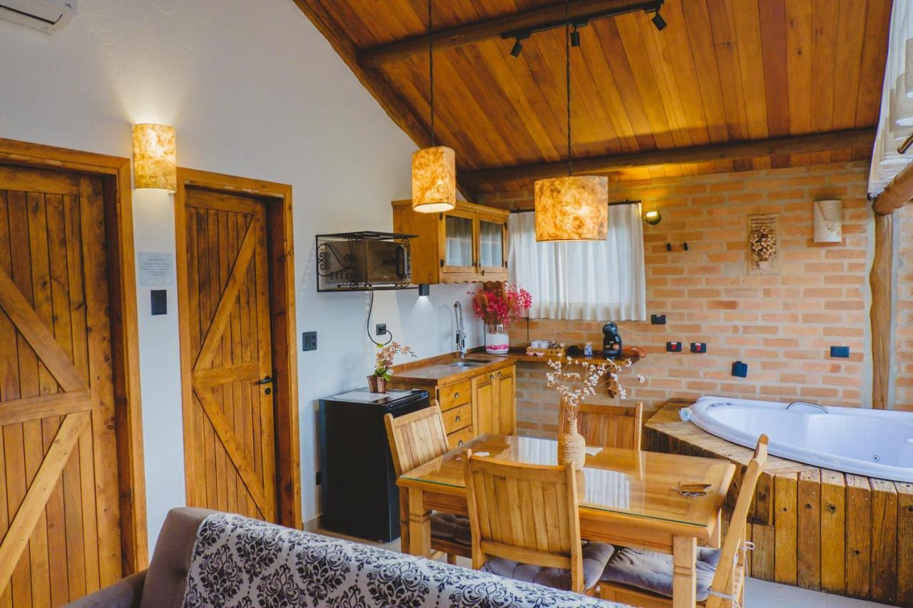 Pousada Ho'Oponopono Chalets & Wine Sapucaí-Mirim Eksteriør billede